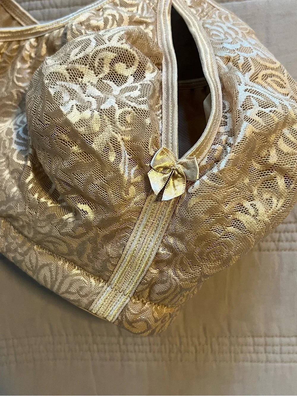 Breezies Tan Gold Lace Bra UltimAir Cushioned Straps 38D Comfort Support